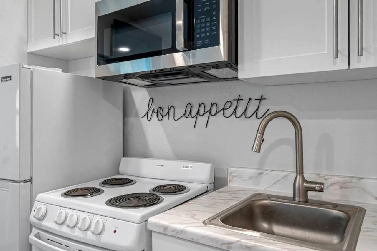 South Tampa Central Location Efficiency Suite