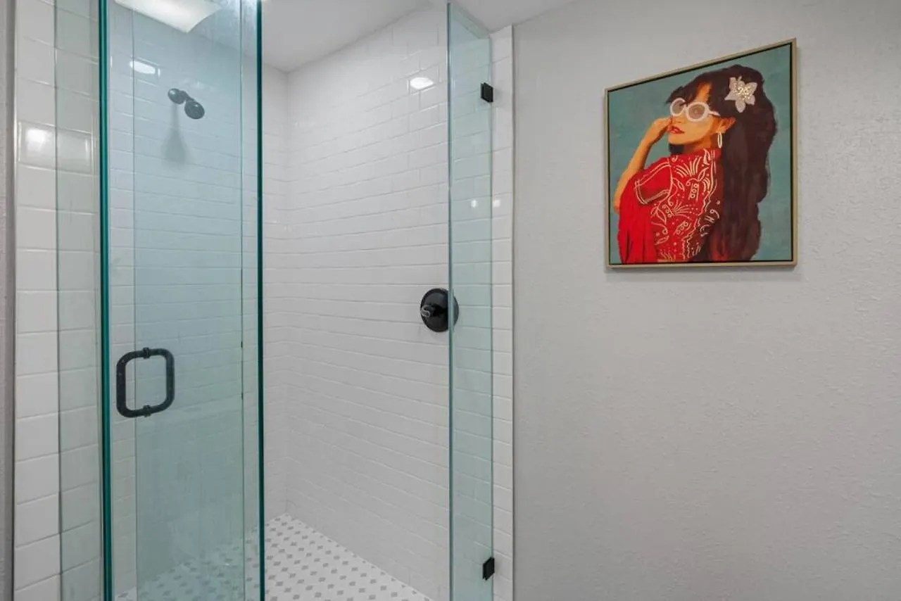 South Tampa Central Location Efficiency Suite